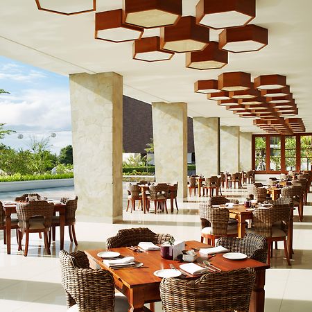 努沙杜瓦梅鲁萨卡酒店 外观 照片 The restaurant at the hotel